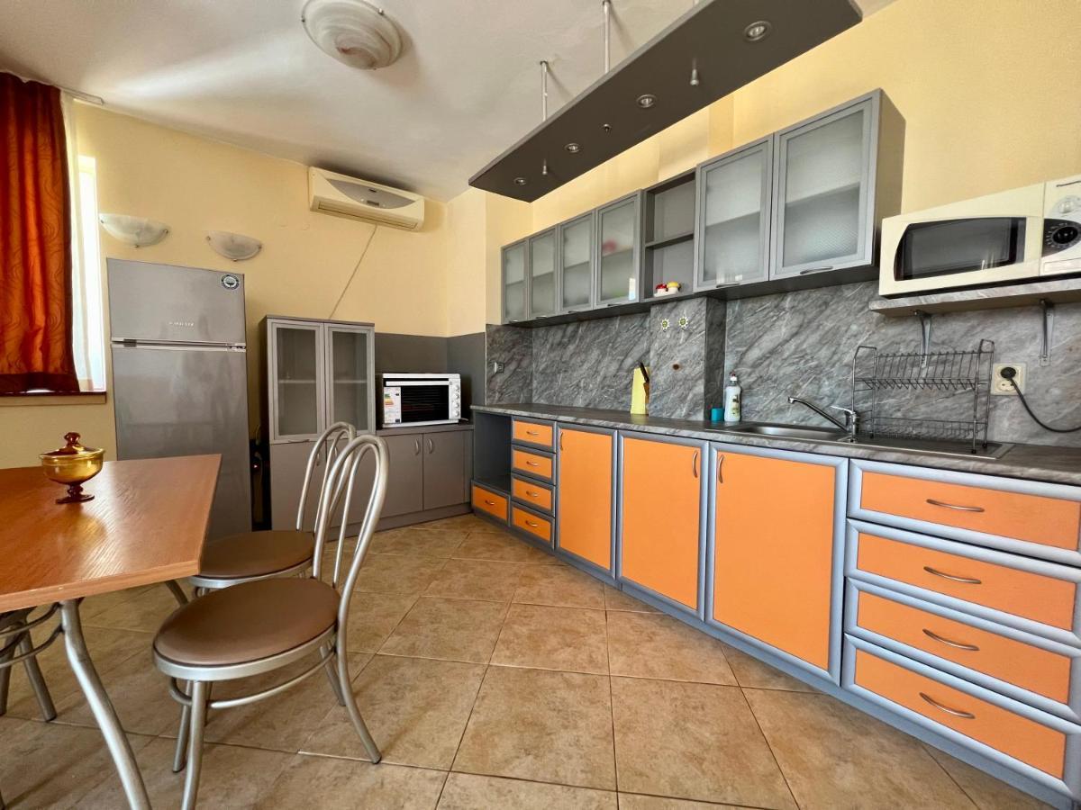 Private One-Bedroom Apartment With Balcony In Sozopol By Flat Mаnаger ภายนอก รูปภาพ